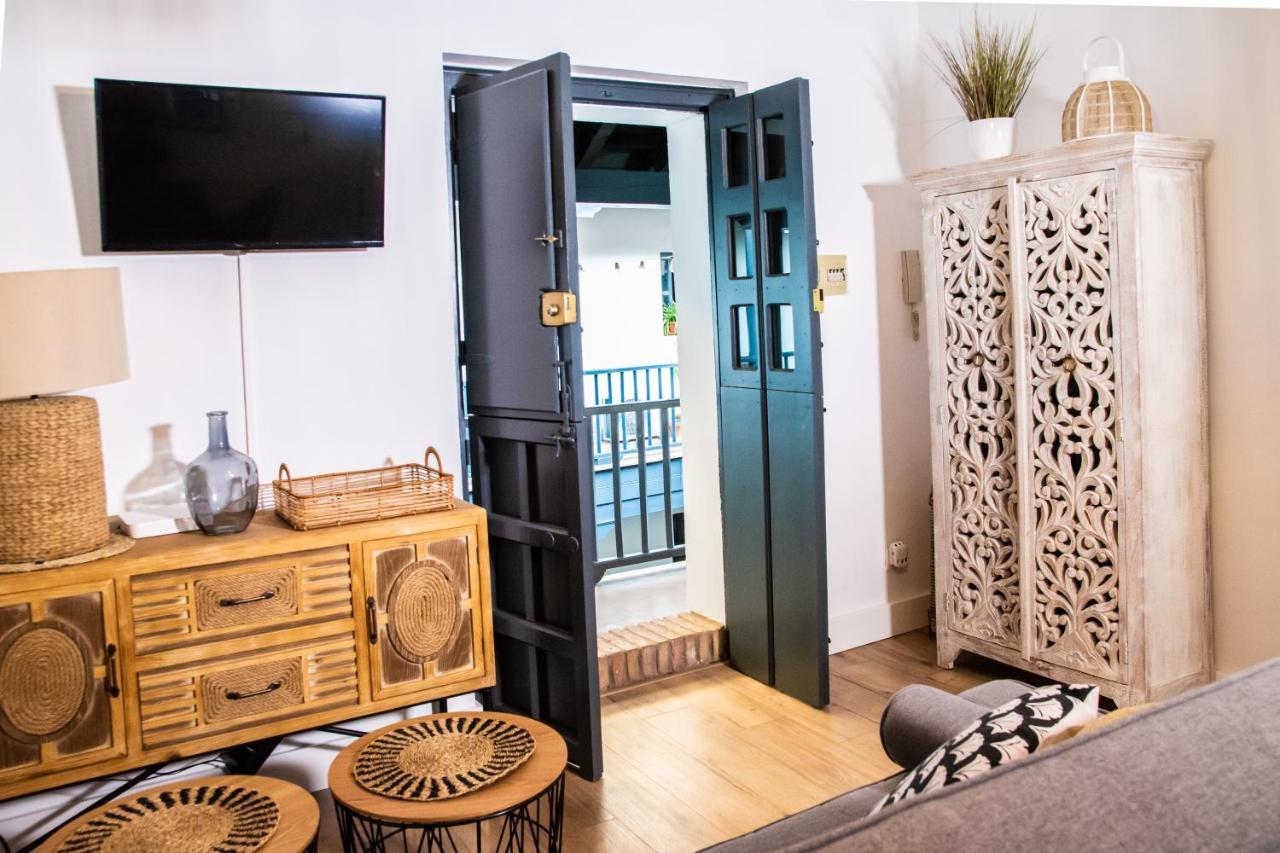 New Apartment In Traditional Building Of The XVI Century Севилья Экстерьер фото